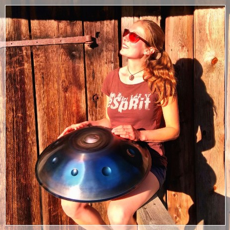 handpan music by Stefanie